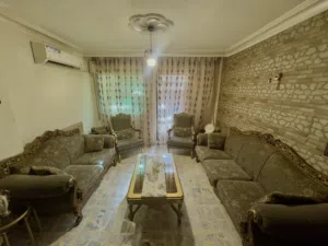 طقم كنب فاخر للبيع ( خشب ثقيل حفر )