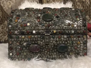 فضه واحجار كريمه