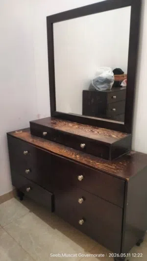 dreesing table for sale