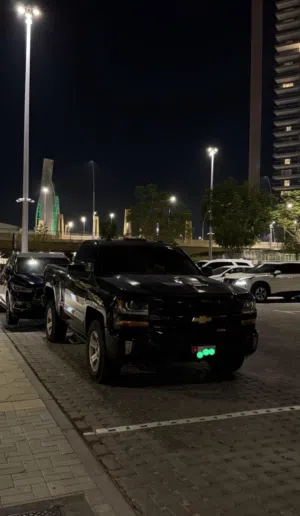 Used Chevrolet Silverado in Abu Dhabi