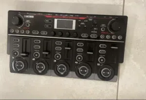 For sale, Loopstation Rc-505 mk2 نظيف جدا