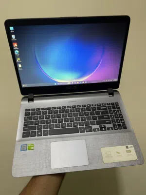Asus Vivobook Core i7