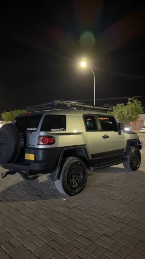 Used Toyota FJ in Al Sharqiya