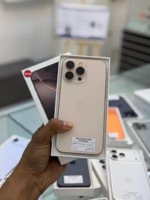 iPhone 16 Pro Max 256 GB with box and above 90% Battery life - Smooth condition