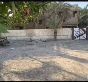 660 m2 Studio Townhouse for Sale in Basra Khaleej