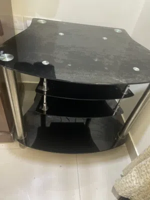 Tv table طاولة تلفاز