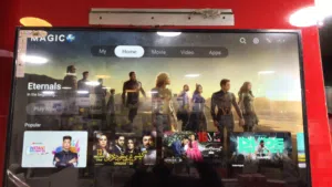 شاشات للبيع مستعمل كانوا محل بلاي ستيشن في حال الجديد سعر من الاخر  للبيع بالشاشه وليس كامل
