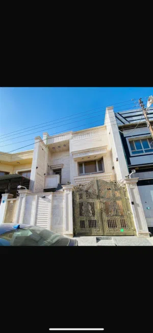 بيت بناء حديث طابقين للايجار