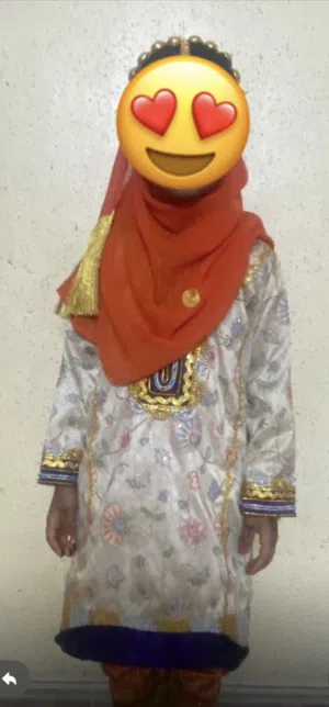 ملابس عمانيه