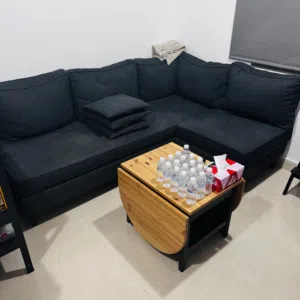 كنب كورنر وطاولة معيشه - Corner sofa and living room table