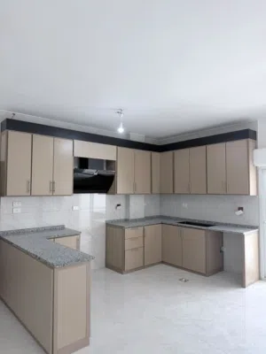 270 m2 More than 6 bedrooms Apartments for Sale in Amman Sports City