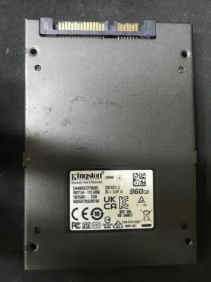 SSD KINGSTON 1TB Health 99% مستعمل استعمال خفيف