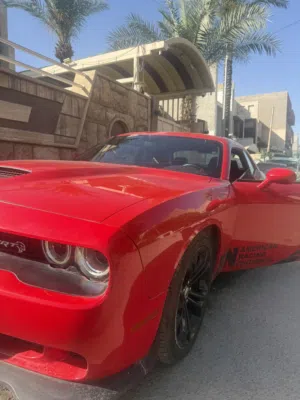 جالنجر للبيع موديل 22 جي تي الدعاميه مبدّله ب srtوالدعاميه الجي تي مالتها موجوده كلشي مابيها