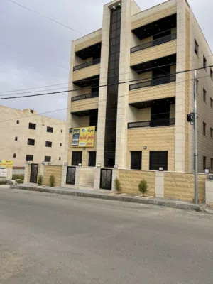 130 m2 3 Bedrooms Apartments for Sale in Madaba Madaba Center