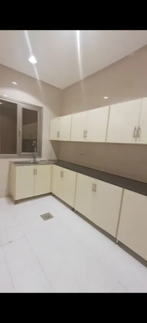 400 m2 2 Bedrooms Apartments for Rent in Farwaniya West Abdullah Al-Mubarak