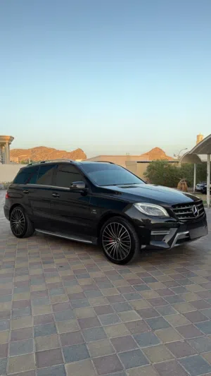 مرسيدس ML500 خليجي 8 سلندر تون توربو  ماشي 166 km فول ابشن مديل 2013 بانوراما تحديد مسار