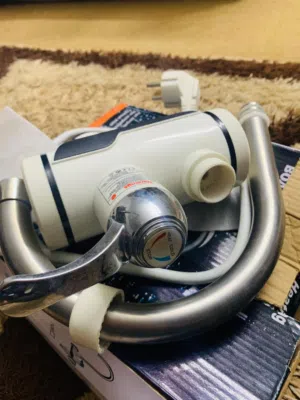 سخّانة ماء فورية كهربائية