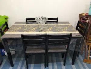 Dining table set good condition