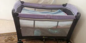 تخت بيبي بحال جيده