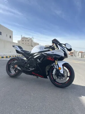 SUZUKI GSXR 750.2019. مالك اول بالكرتونة