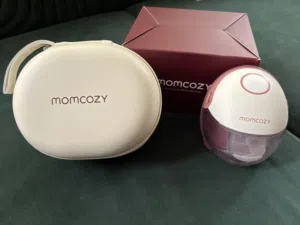 breast pump from Momcozy M6 used