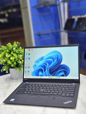 Lenovo X1 Carbon Intel Core I7 Processor  6TH Genaration  8gb Ram  256gb ssd  Windows 11Pro