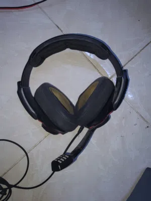 للبيع: سماعة الألعاب الاحترافية Sennheiser GSP