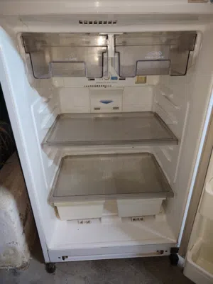 ثلاجه شارب حجم وسط قابل للتفاوض