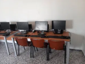 عرض خاص للمدارس الابتدائية معمل حاسوب لتعليم طلبة بسعر فرصة