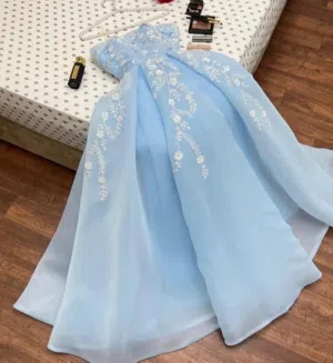فستان بسعر الجملة