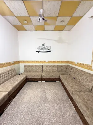 قنفات لون بيجي