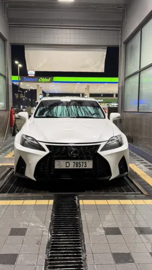 Lexus is 250 2010    لكزس اي اس 250 2010