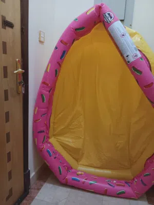 Swimming pool  for kids used 1 time only