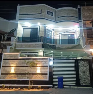 165 m2 4 Bedrooms Townhouse for Sale in Baghdad Kadhimiya
