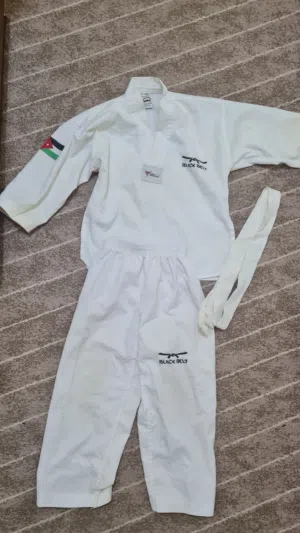 بدلات تايكواند ب 5
