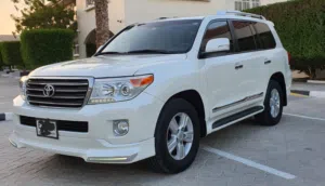 Toyota Landcruiser V8 - 4.6 liter, Lady Driven, 2015 model. Great condition. GCC Specs