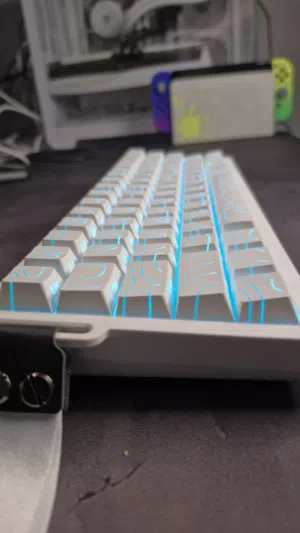 كيبورد مغناطيسي attack shark x68 he جديد للبيع