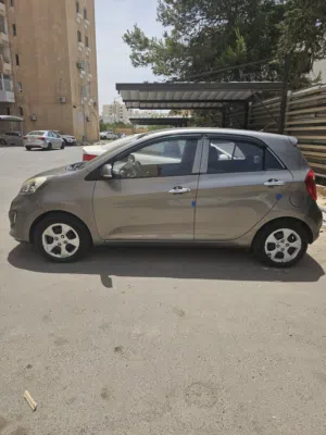 Used Kia Picanto in Tripoli