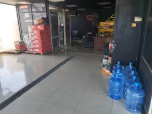 ورشة ميزان سيارات ب كامل المعدات للتواصل المطلوب200 ألف اجار المكان 140 ألف سنوي