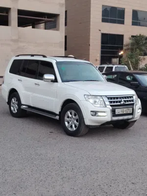 Used Mitsubishi Pajero in Farwaniya