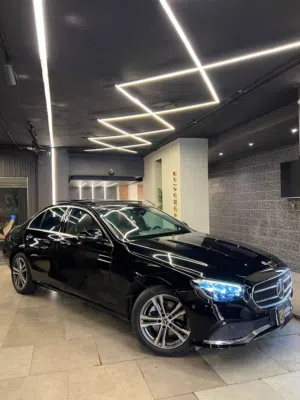Mercedes Benz E 200