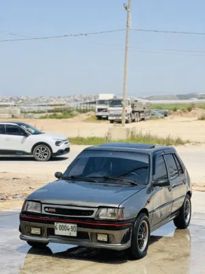 Peugeot . 205 . 1990 . Used2