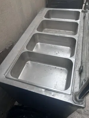 معدات مطعم للبيع