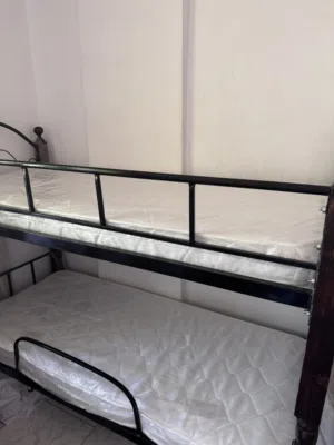 سرير أطفال جديد