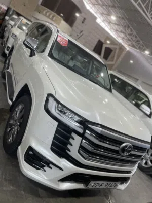 لاندكروزر ليميتد اصلي ساس VX 2024 عداد 17 الف