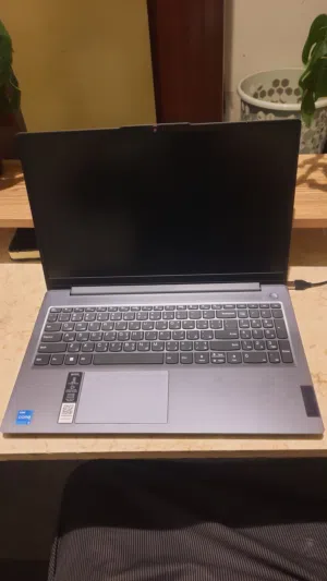 لابتوب لينوفو i3