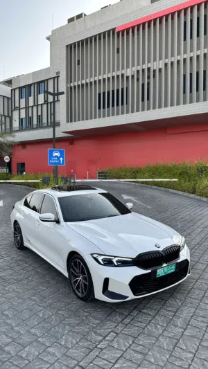 BMW330i 2020
