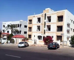 غرفة برايفت للايجار الشهري لشخص فقط متوفر حاليا