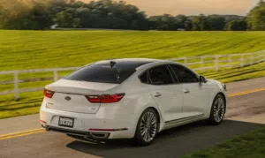 Used Kia Cadenza in Kuwait City