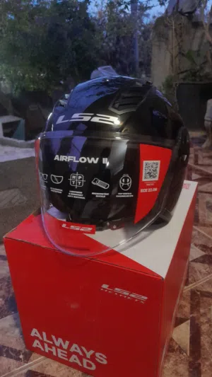 خوذة دراجة ثلاث ارباع LS2